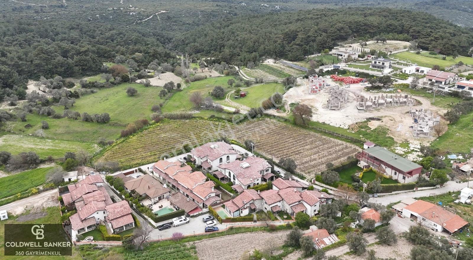 Urla Yağcılar Site İçi Bahçeli 1+1 Satılık Taş Loft Villa - Görsel 17