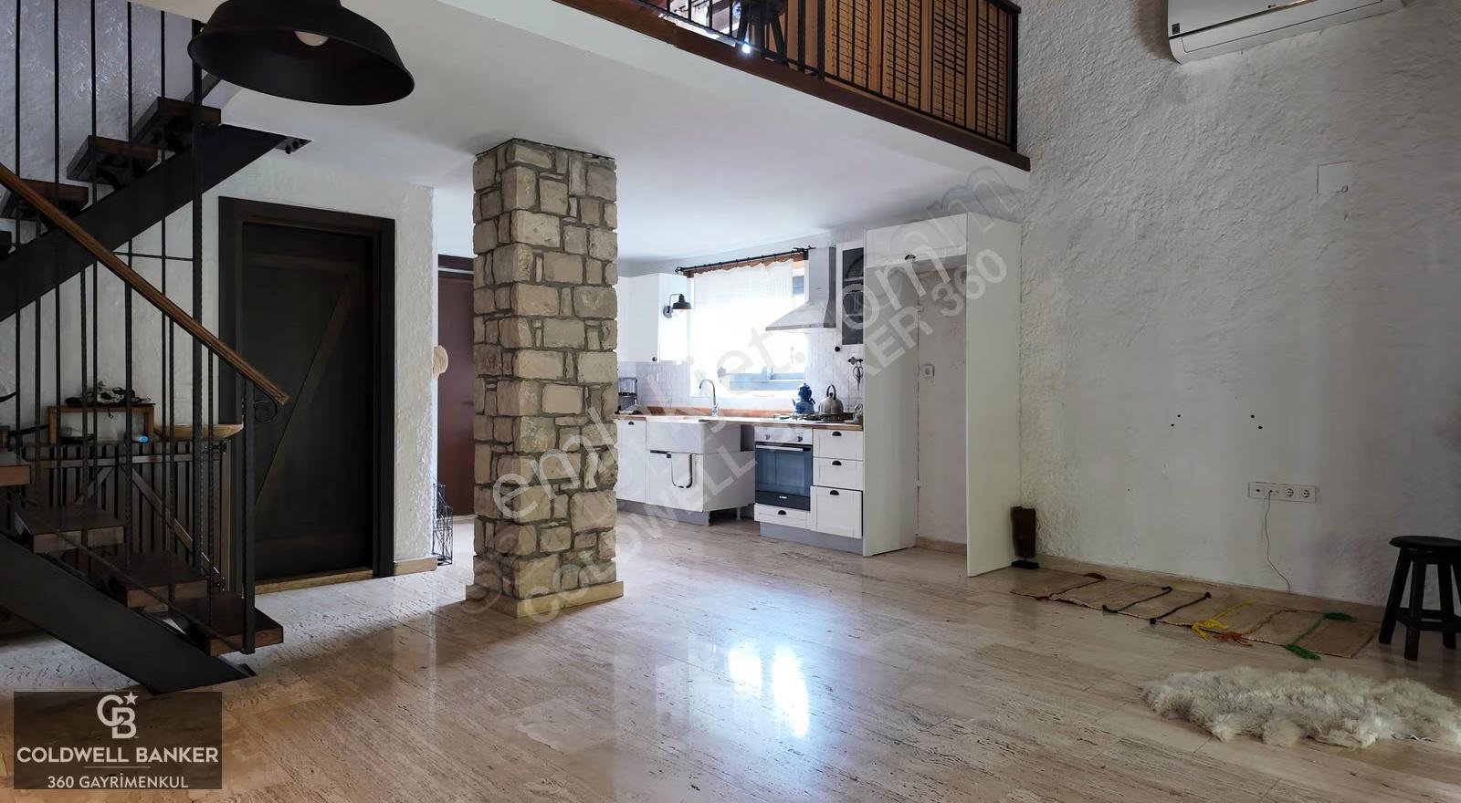 Urla Yağcılar Site İçi Bahçeli 1+1 Satılık Taş Loft Villa - Görsel 8