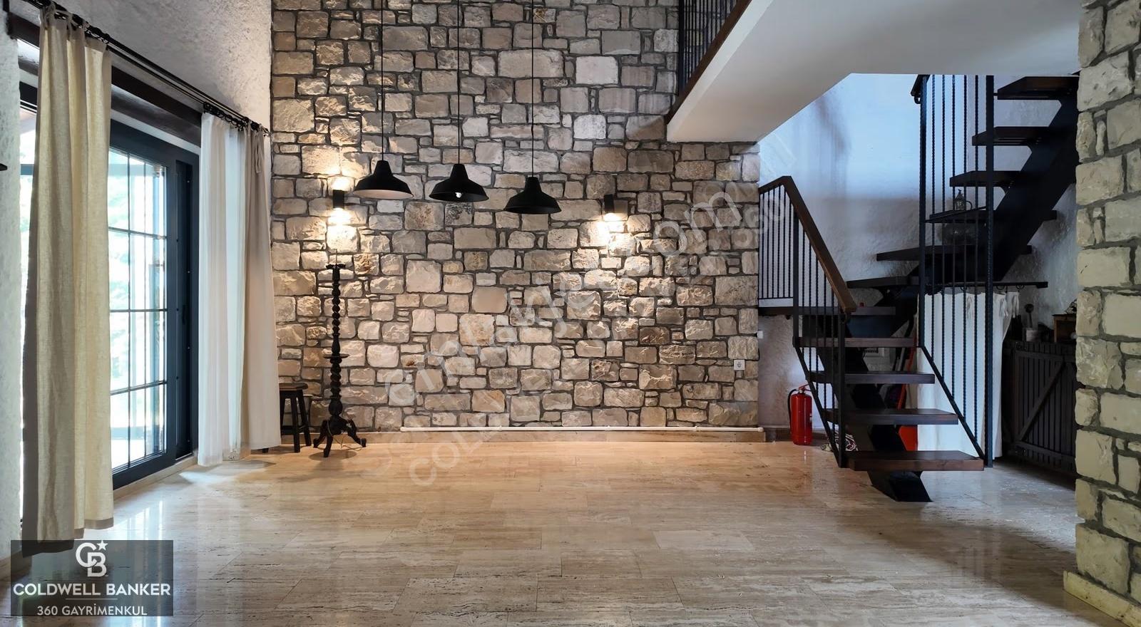Urla Yağcılar Site İçi Bahçeli 1+1 Satılık Taş Loft Villa - Görsel 16