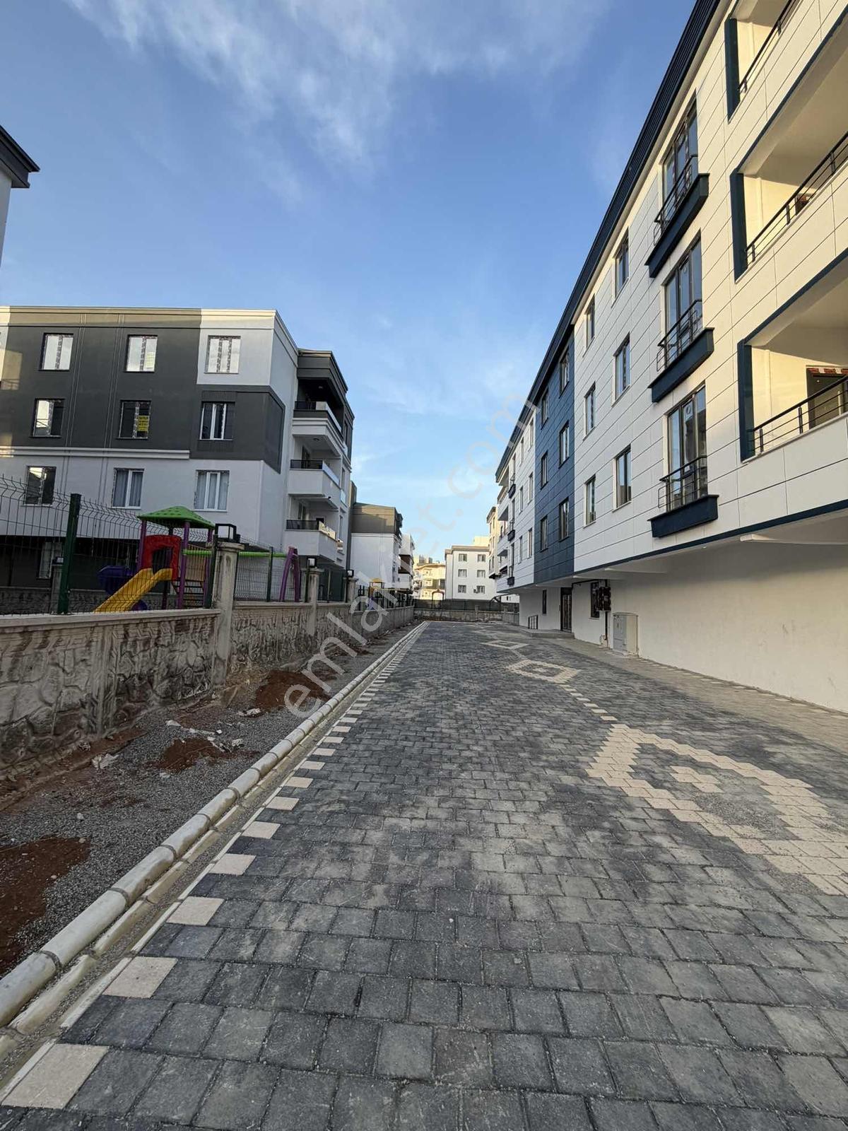 Bayındırlıkta Çevre Yoluna Yakın Lüks 3+1 Kiralık Daire - Görsel 26