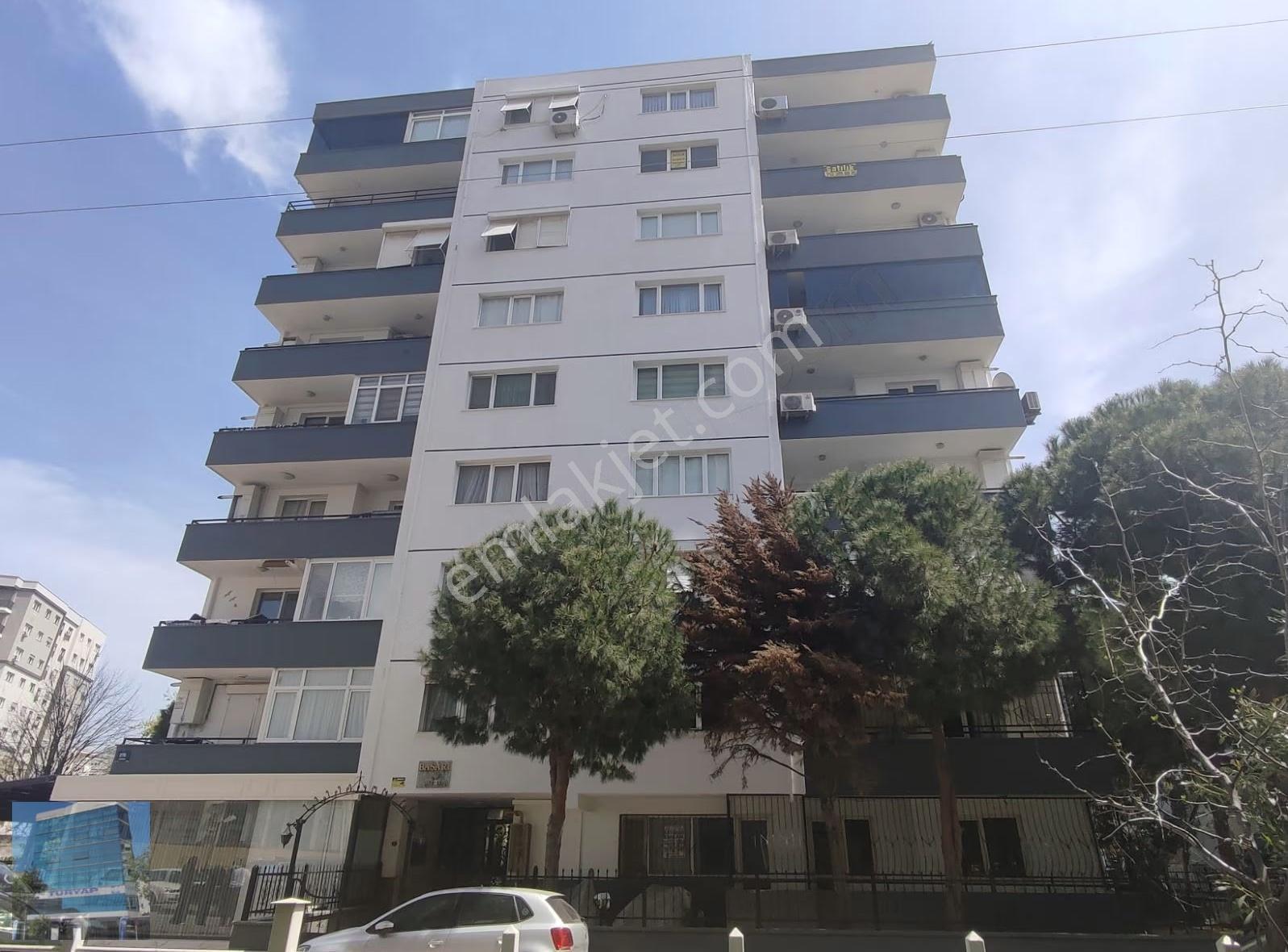 Manavkuyu Mahallesi'nde Geniş Ve Ferah, Ara Kat Satılık 3+1 Dair