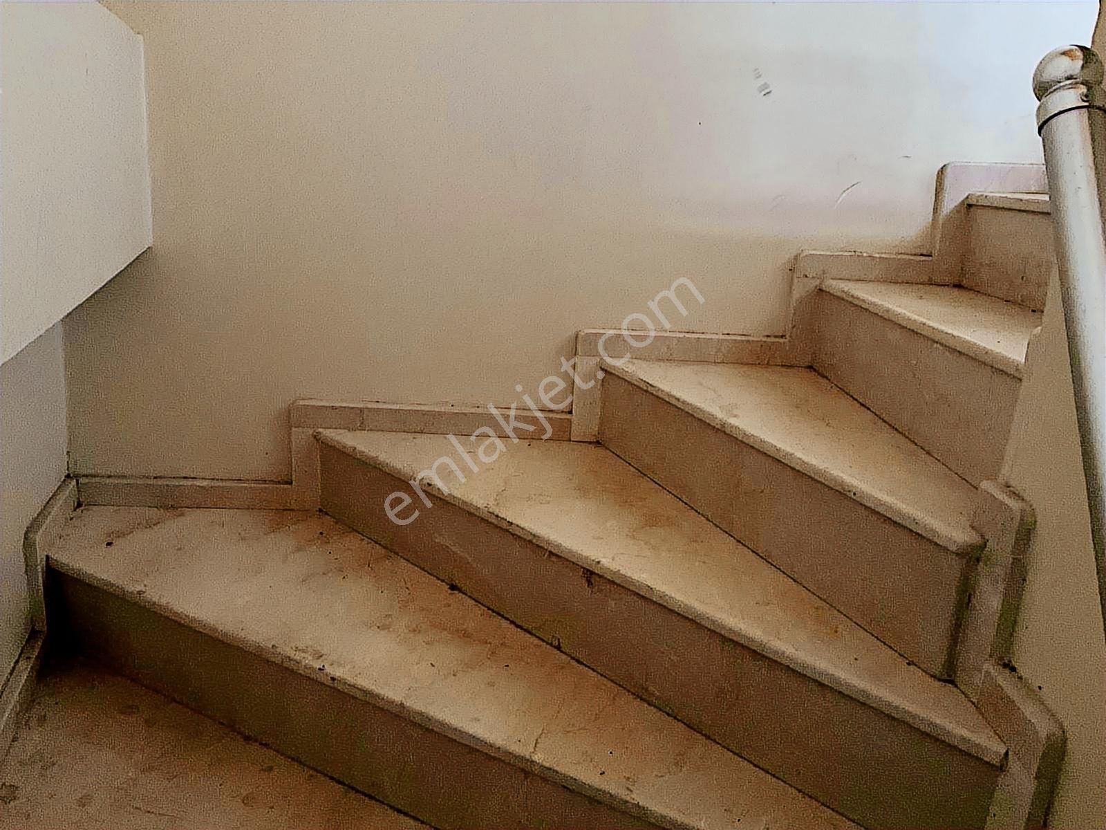 Dikili'de Deniz Manzaralı, Teraslı Çatı Dubleksi - Görsel 22