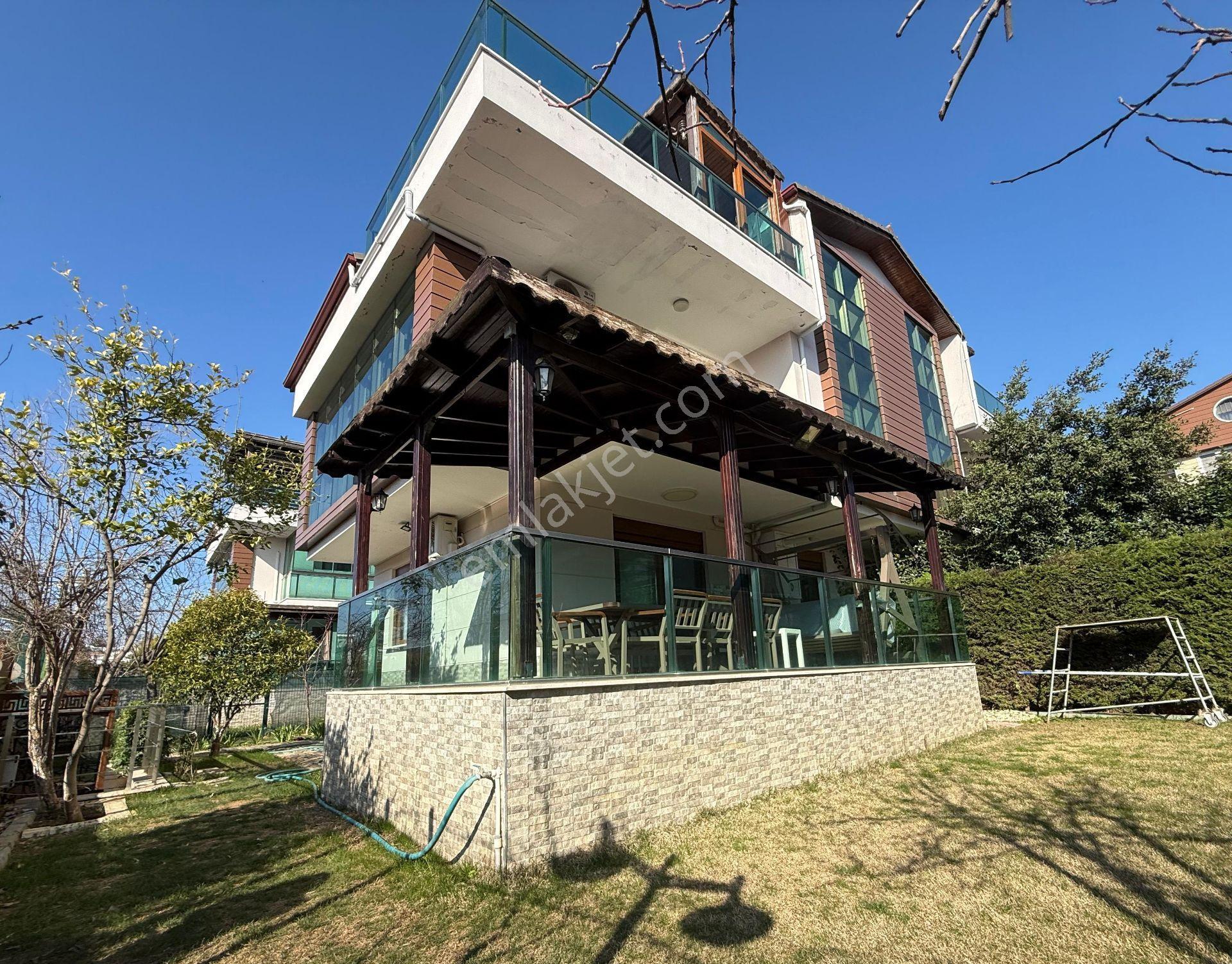 Menderes Turyap'tan Barbaros Mh. 4+1 Satılık Müstakil Villa