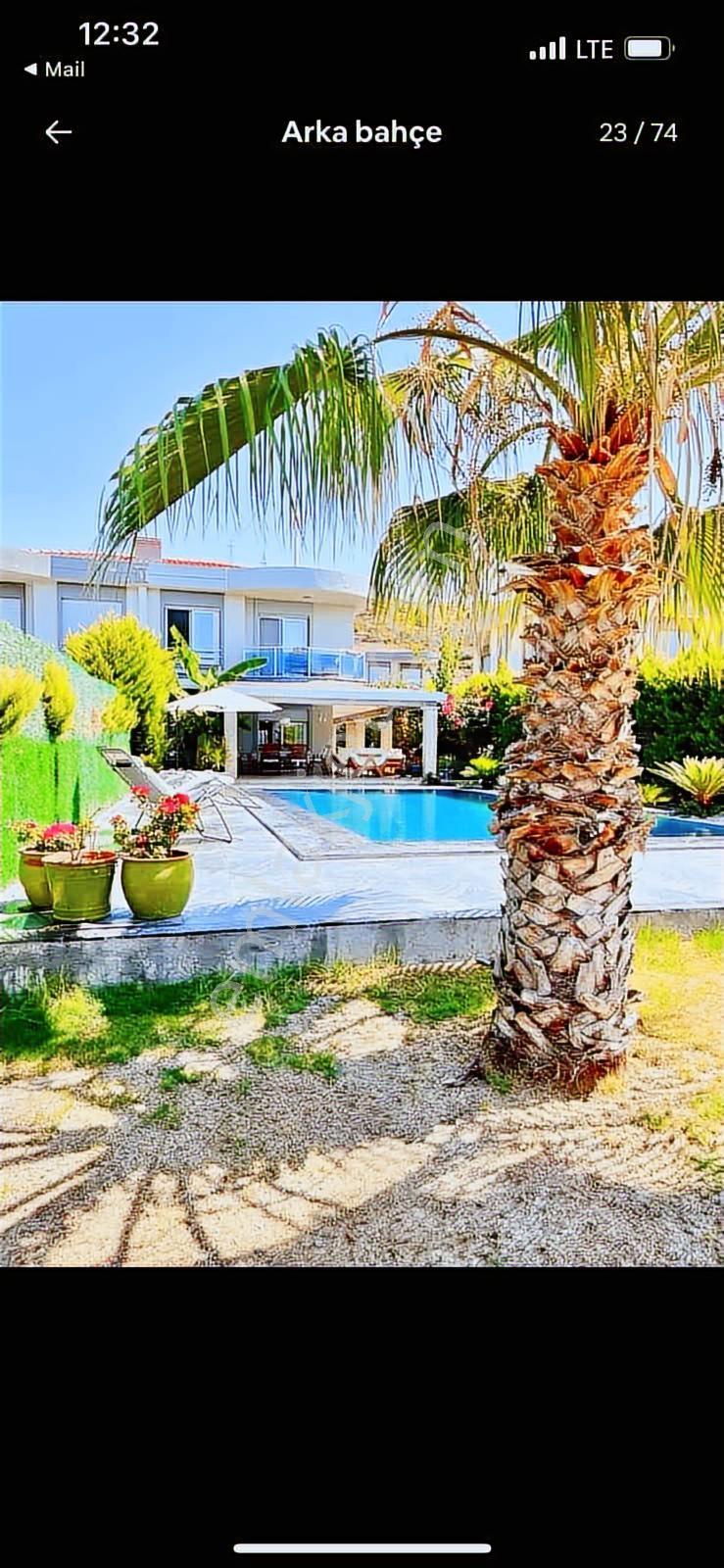 Çeşme Pırlanta Plajında Denize Sıfır Villa - Görsel 37