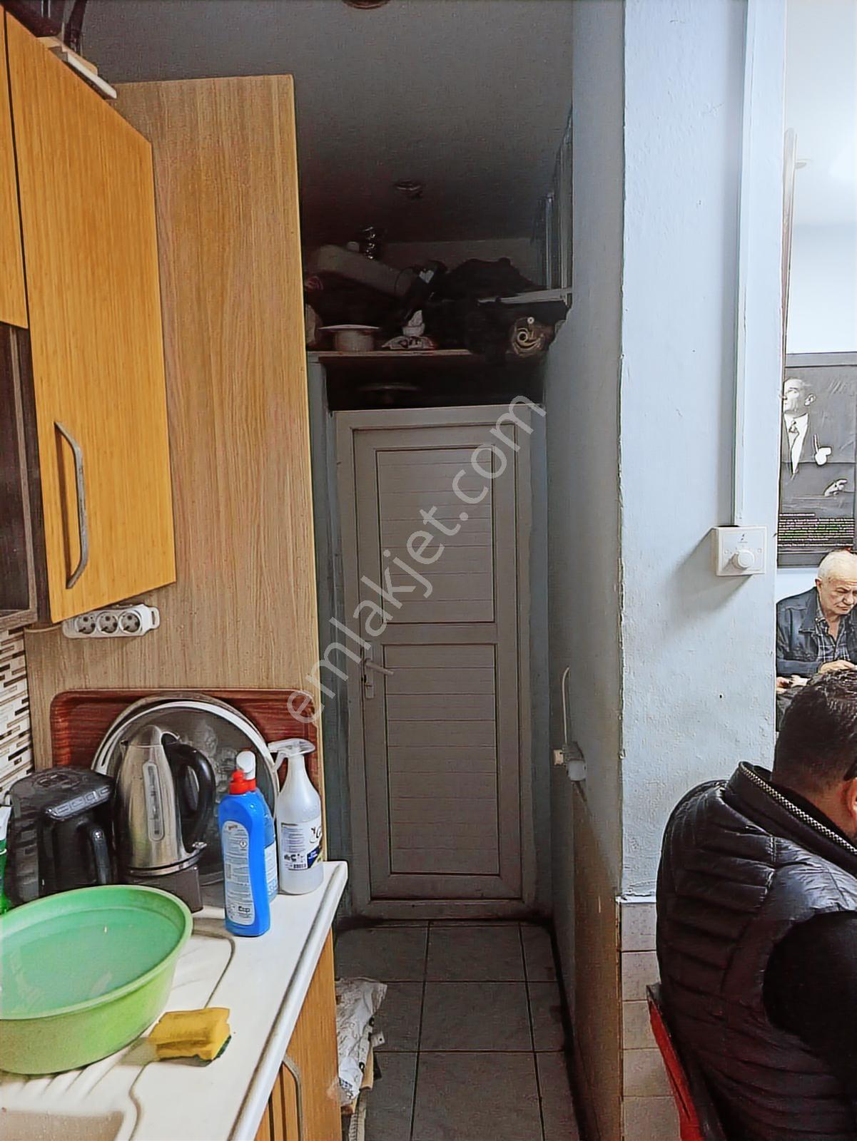 Üçyol Cadde Üzeri Köşe Devren Kiralık Dükkan - Görsel 6