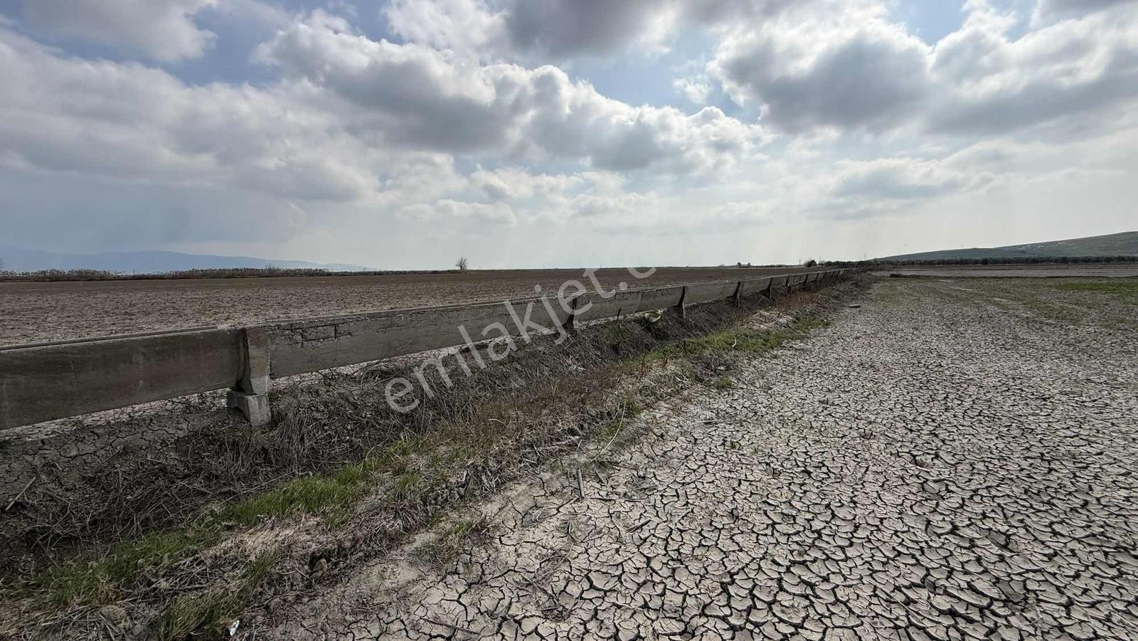 Çift Yol Cepheli 8183 M2 Yatırımlık Arazi - Görsel 3