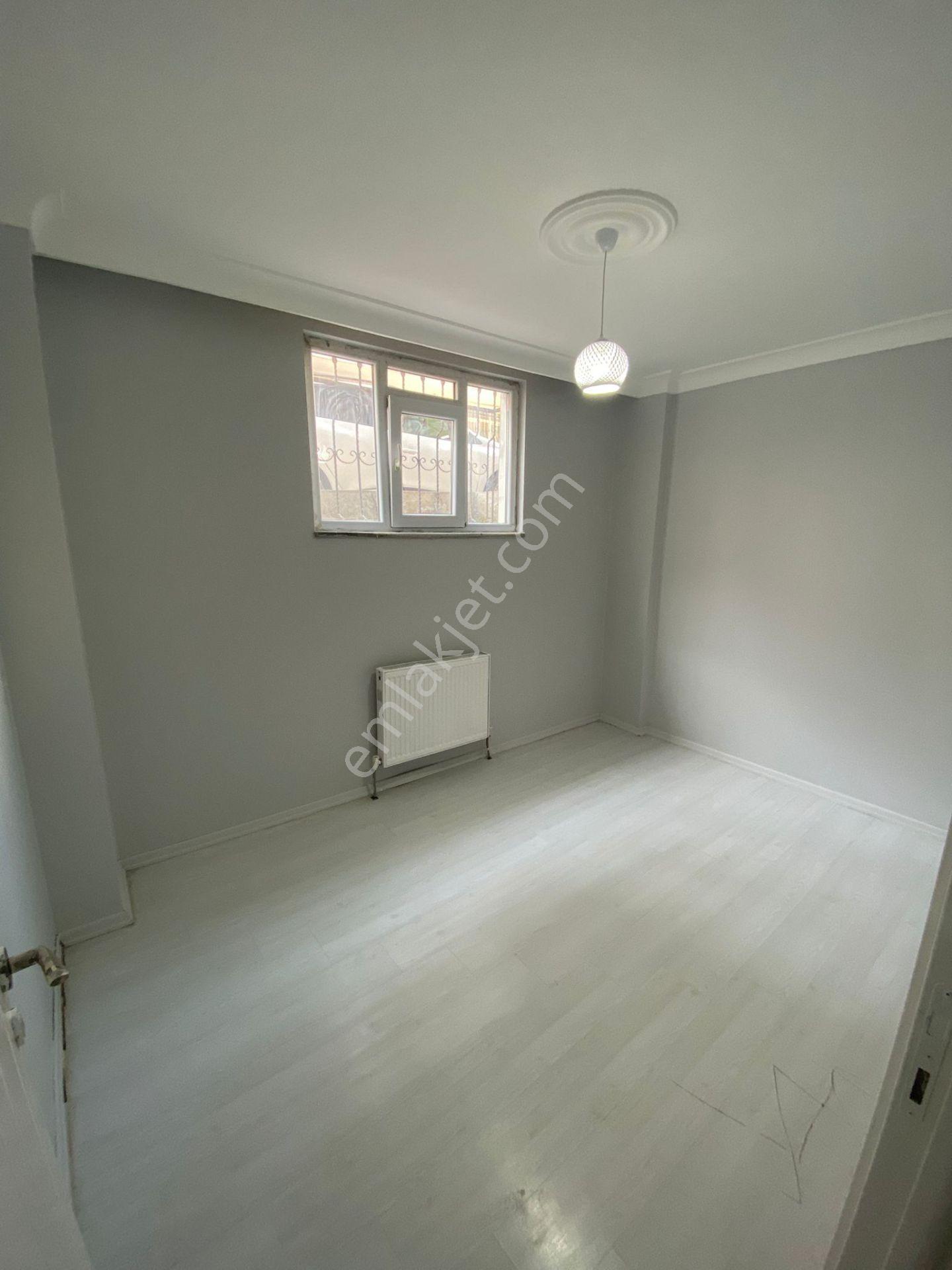 Esenyurt Mehterçeşme Mahallesinde Marmara Parkın Orda 10 Yıllık Binada 2+1/80m2/ Bahçe Katı - Görsel 3