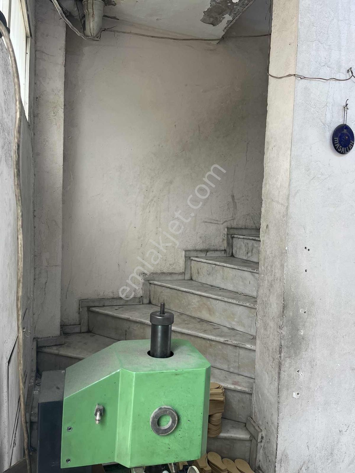 Işıkkent Ayakkabıcılar Sitesinde Satılık D Grubu Dükkan - Görsel 7