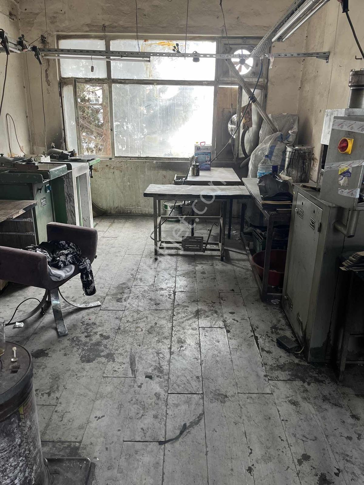 Işıkkent Ayakkabıcılar Sitesinde Satılık D Grubu Dükkan - Görsel 4
