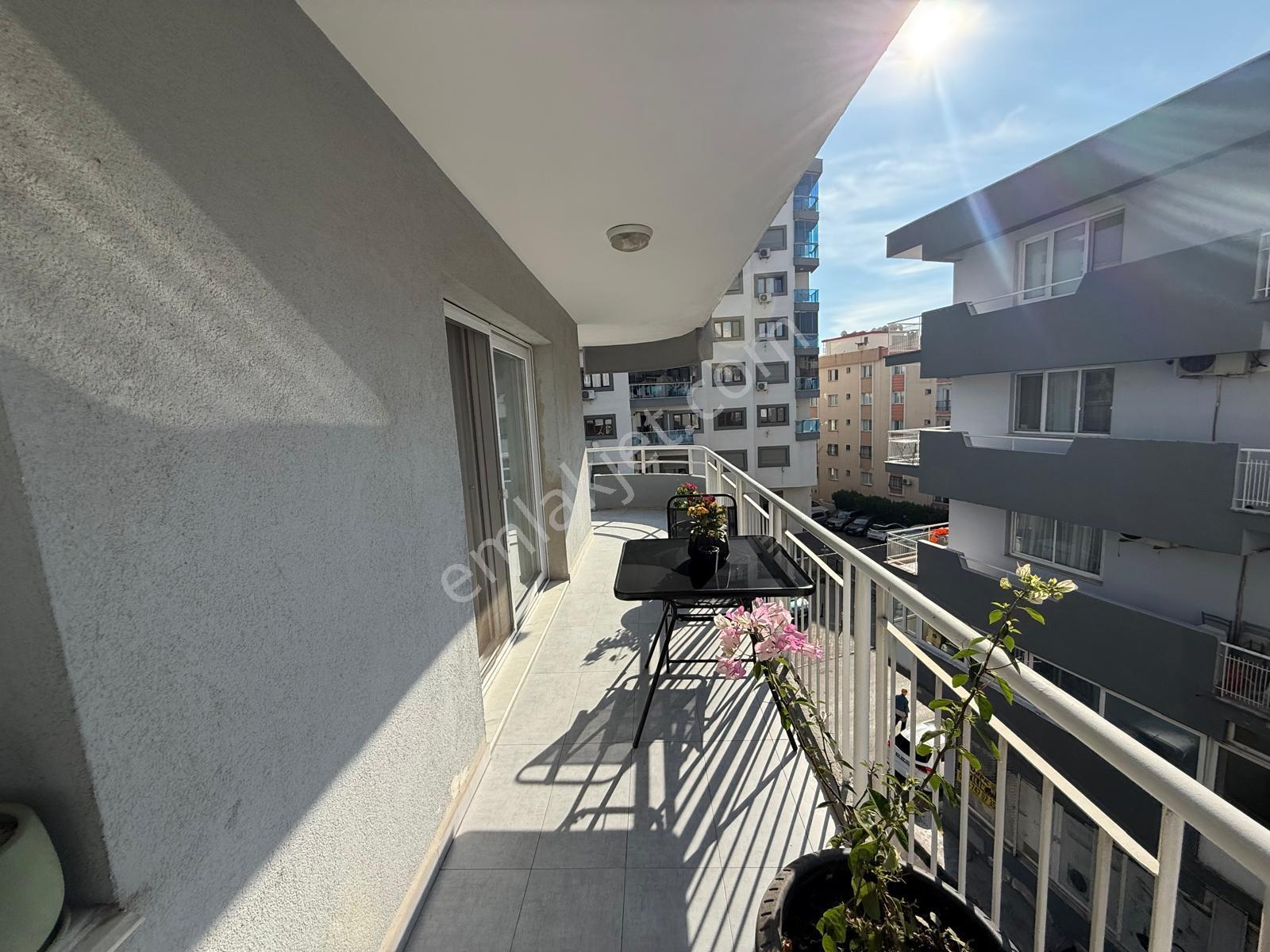 Karşıyaka Anadolu Caddesi Üzeri 3+1 Satılık Daire - Görsel 25