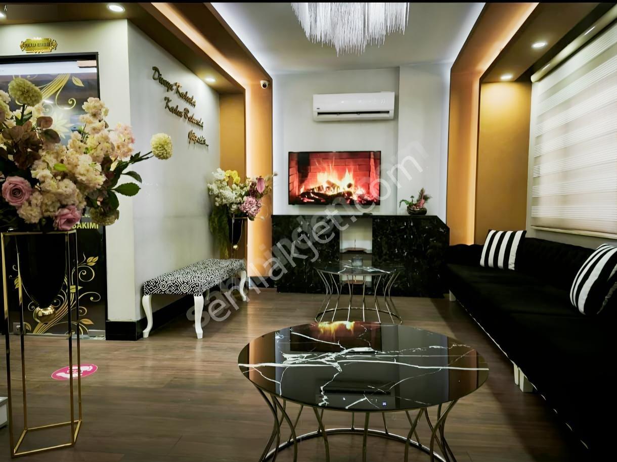 Acar Emlaktan Çarşı Merkezde Devren Kiralık Güzellik Merkezi - Görsel 10