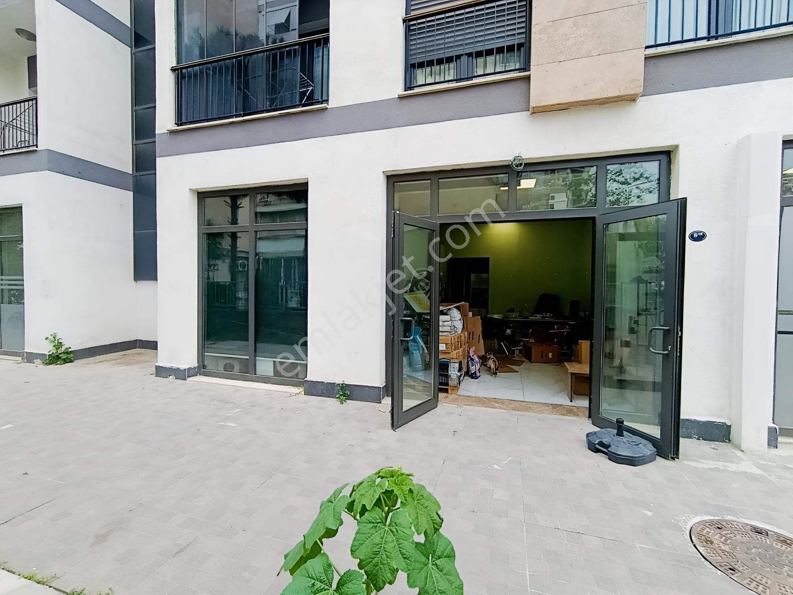 Bayraklı Manavkuyu Mahallesi'nde Kiralık İşyeri - Görsel 11
