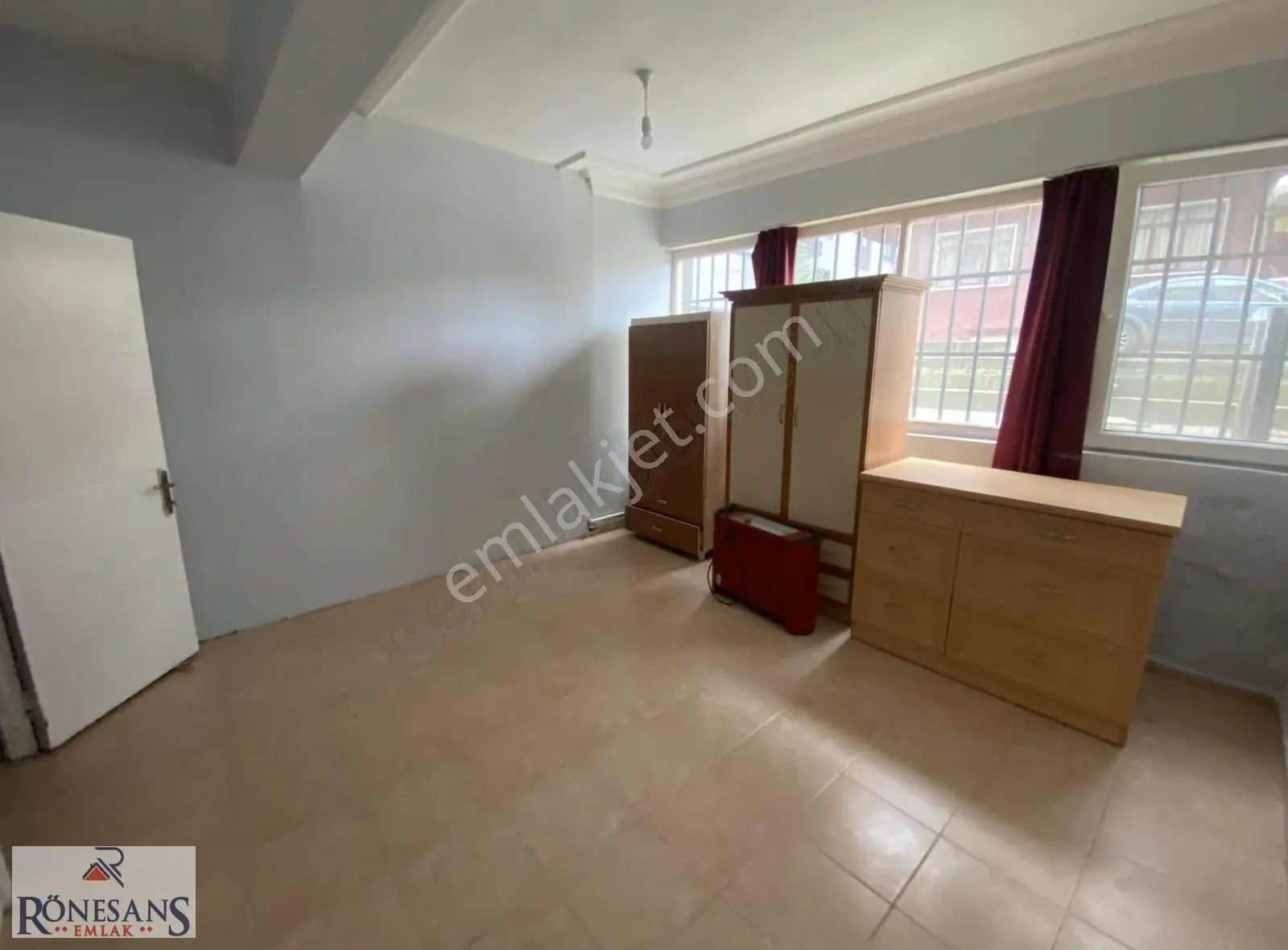 Rönesans Emlak'tan Kiralık Sahilde 2+1 Daire - Görsel 3