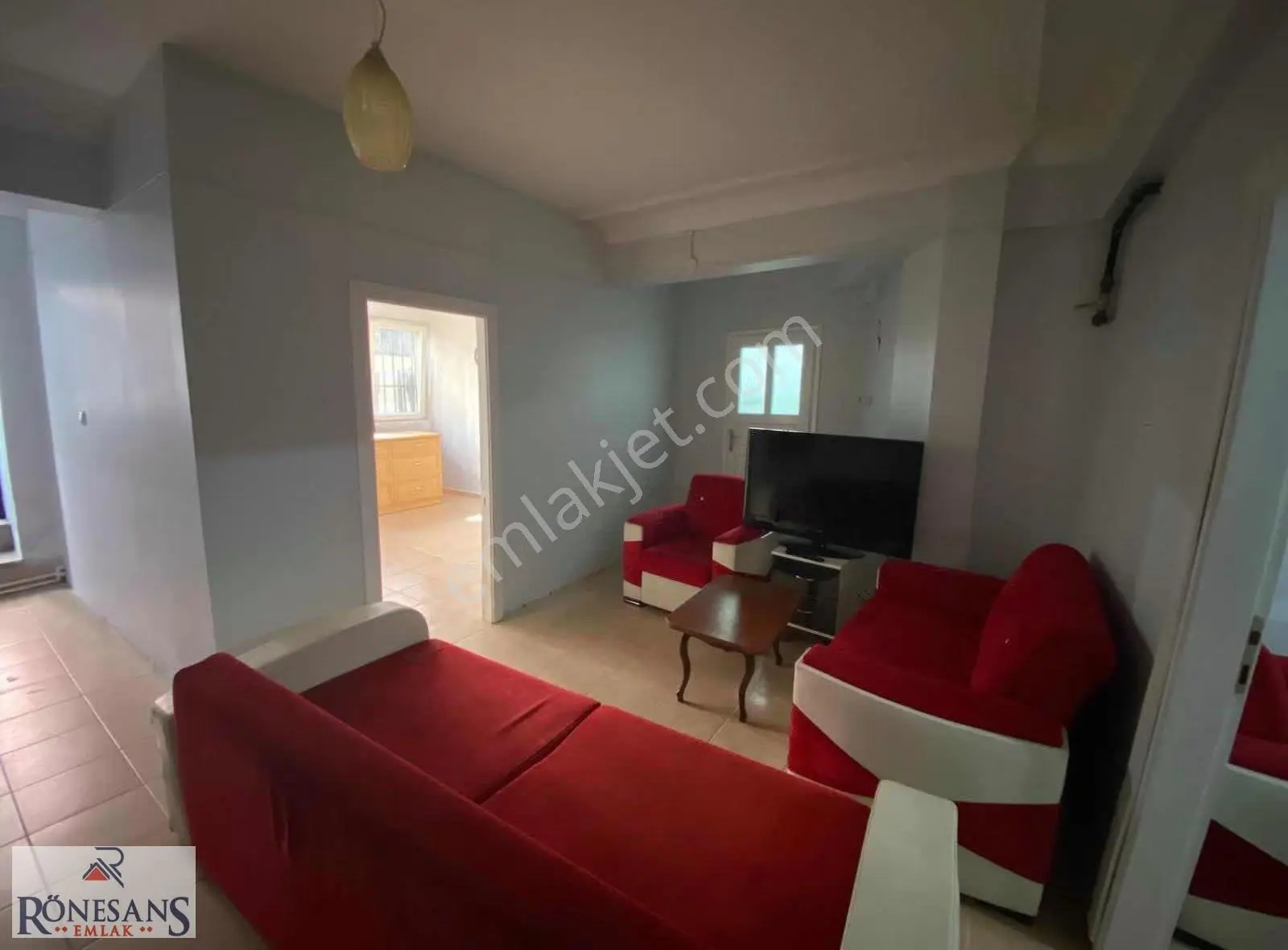 Rönesans Emlak'tan Kiralık Sahilde 2+1 Daire - Görsel 4