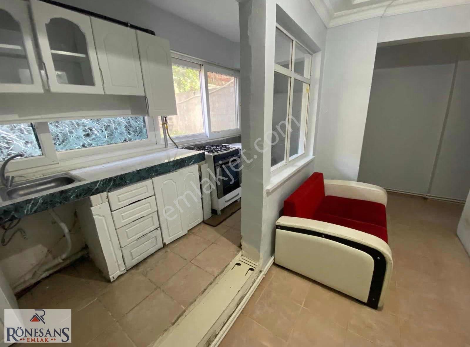 Rönesans Emlak'tan Kiralık Sahilde 2+1 Daire - Görsel 7