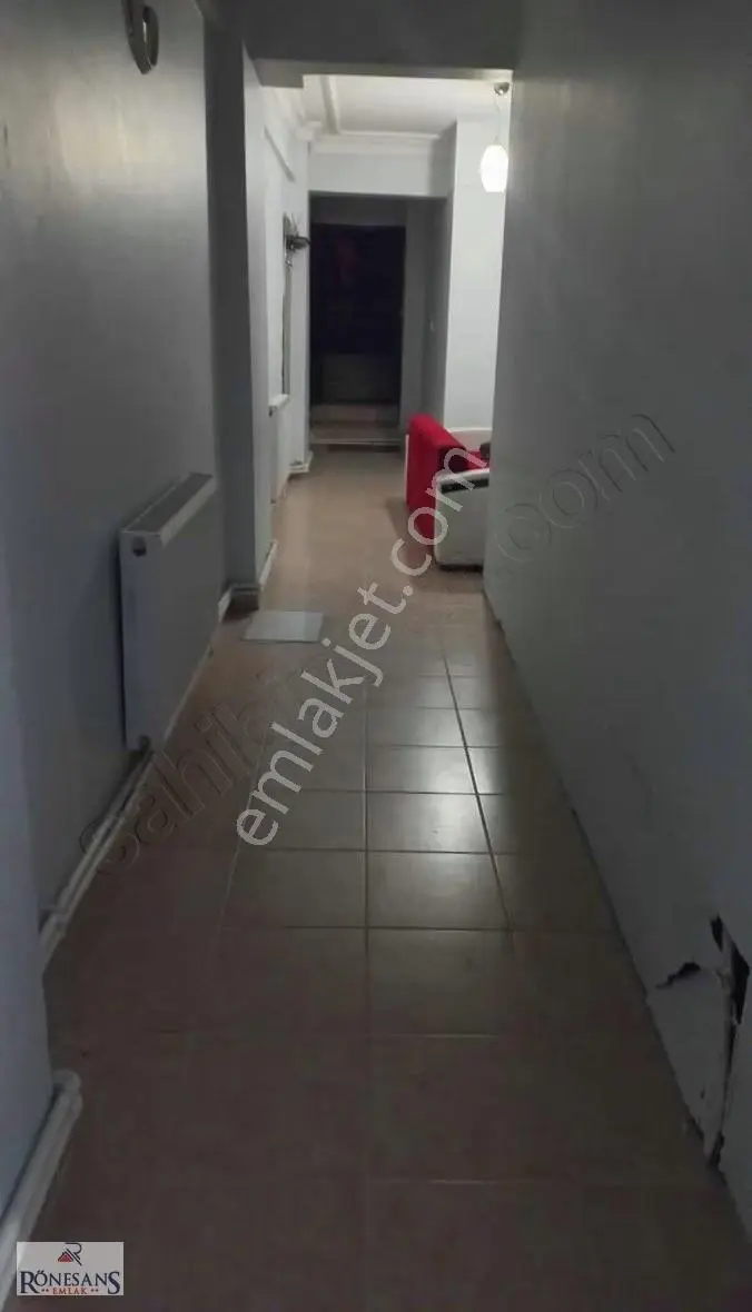 Rönesans Emlak'tan Kiralık Sahilde 2+1 Daire - Görsel 2