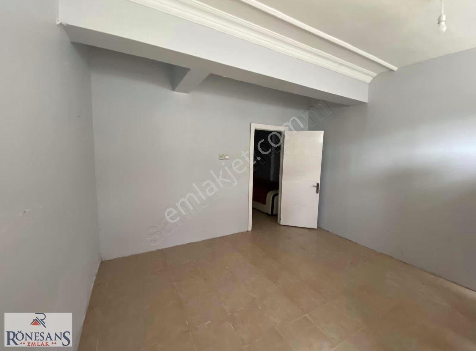 Rönesans Emlak'tan Kiralık Sahilde 2+1 Daire - Görsel 11