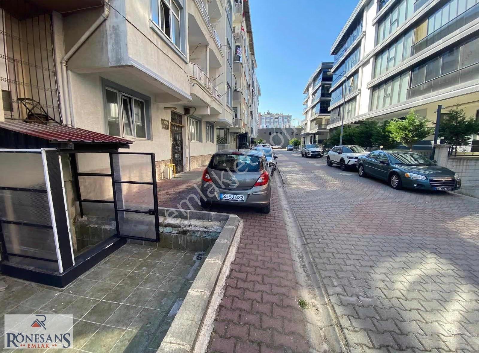 Rönesans Emlak'tan Kiralık Sahilde 2+1 Daire - Görsel 14