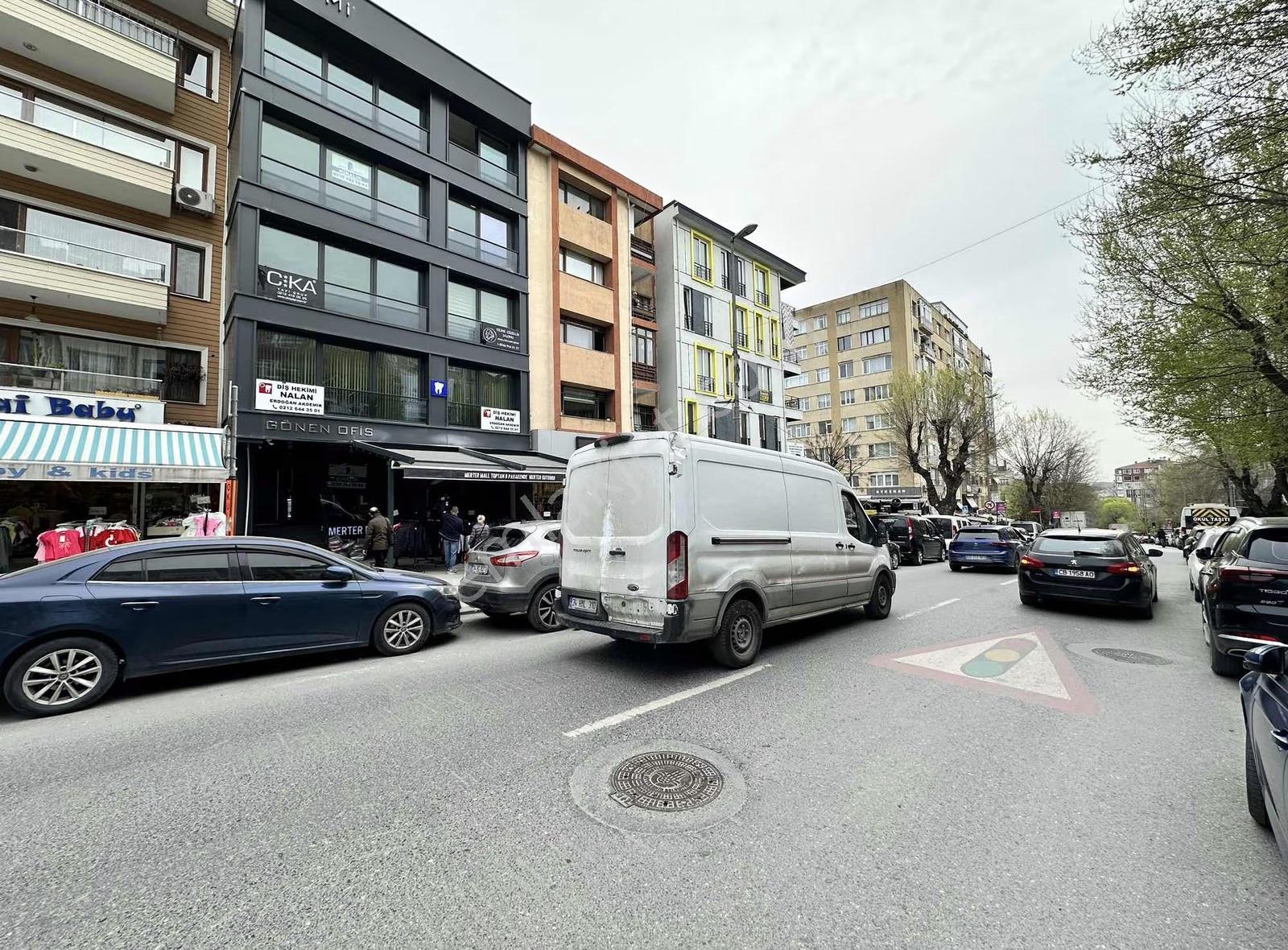 Engin Erdem'den Merter Ana Cadde Üzeri Kiralık Dev Mağaza ! - Görsel 29