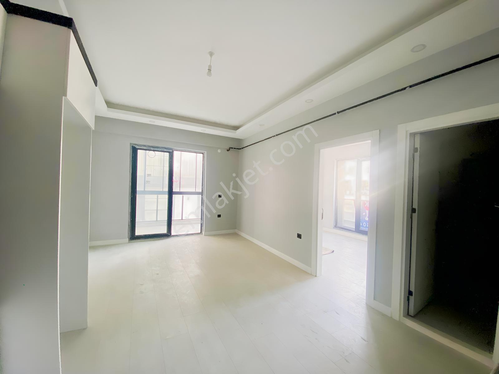Prestijli Lokasyon | Cadde Üzeri Önü Açık Kiralık 1+1ofis&daire - Görsel 7