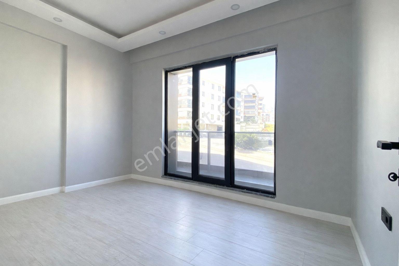 Prestijli Lokasyon | Cadde Üzeri Önü Açık Kiralık 1+1ofis&daire - Görsel 16