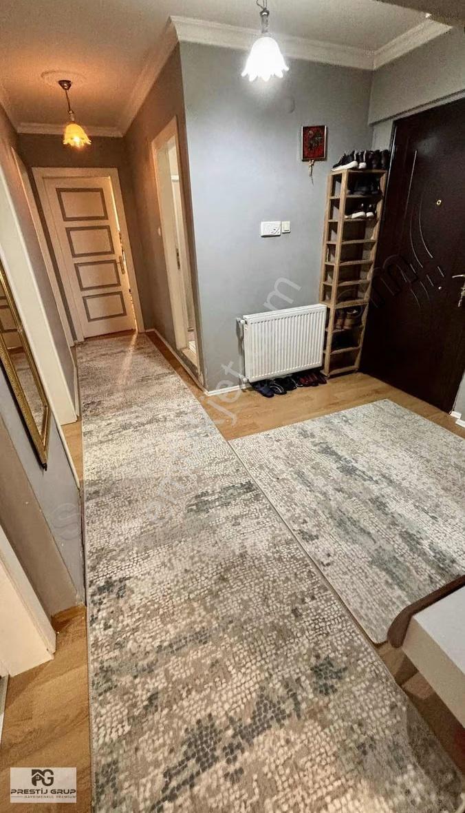 Prestij Grupta Ortabağlarda Caddenin Dibinde 3+1 12 Yıllık Daire - Görsel 2