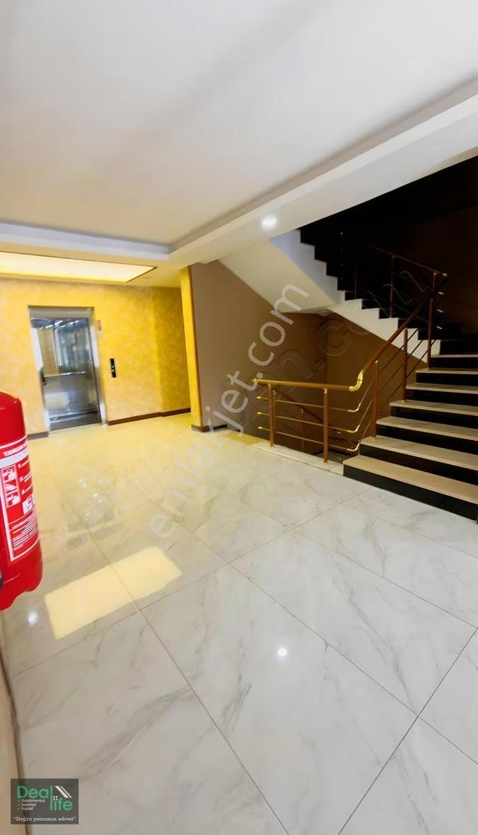 Deallife'dan Fsm'de Site İçi Arakat 3+1 Kiralık Daire - Görsel 32