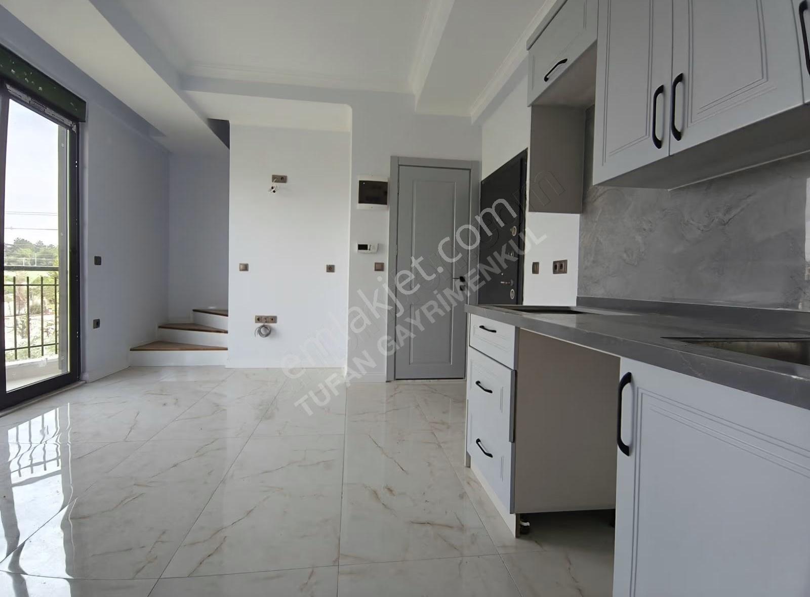 Ilıca Maya Koleji Yanı Havuzlu 3+1 Dubleks Satılık Daire