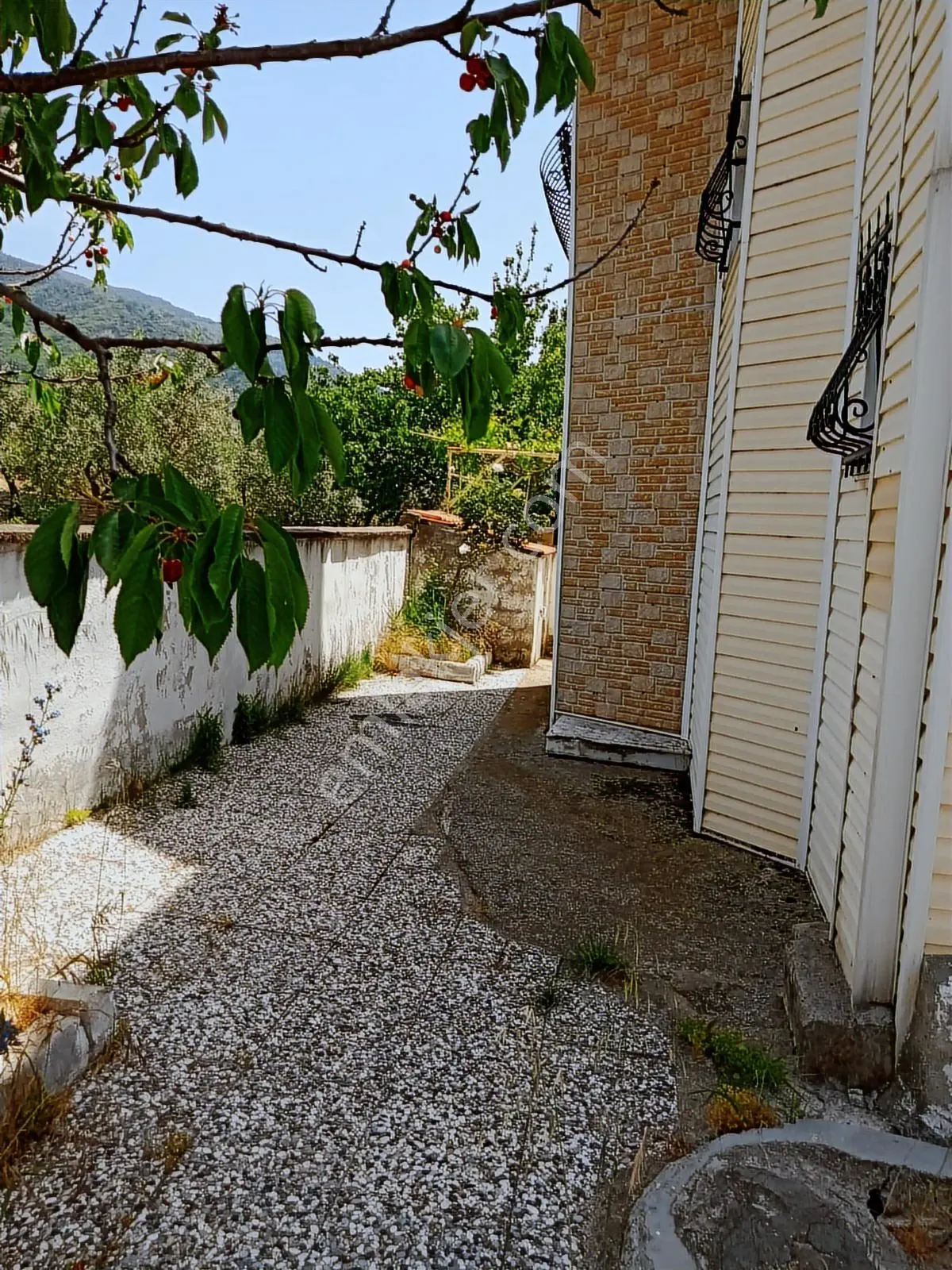 Erdek Ocaklar Mahallesinde 5+1 Satılık Triplex - Görsel 3