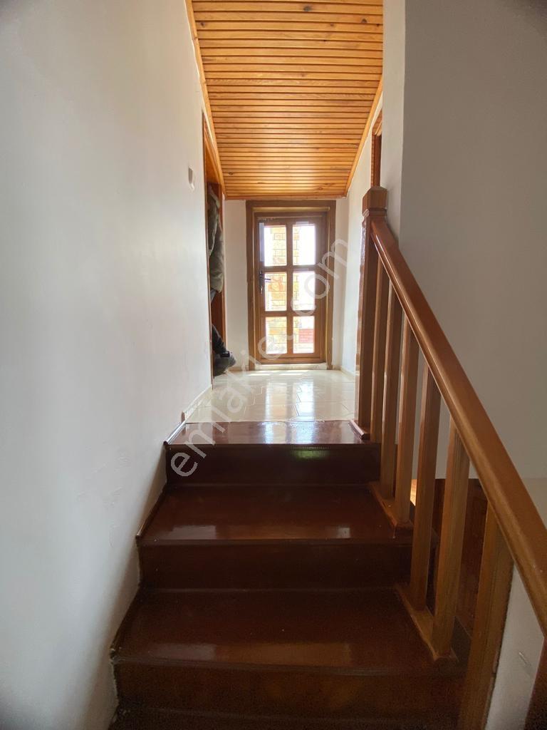 Erdek Ocaklar Mahallesinde 5+1 Satılık Triplex - Görsel 17