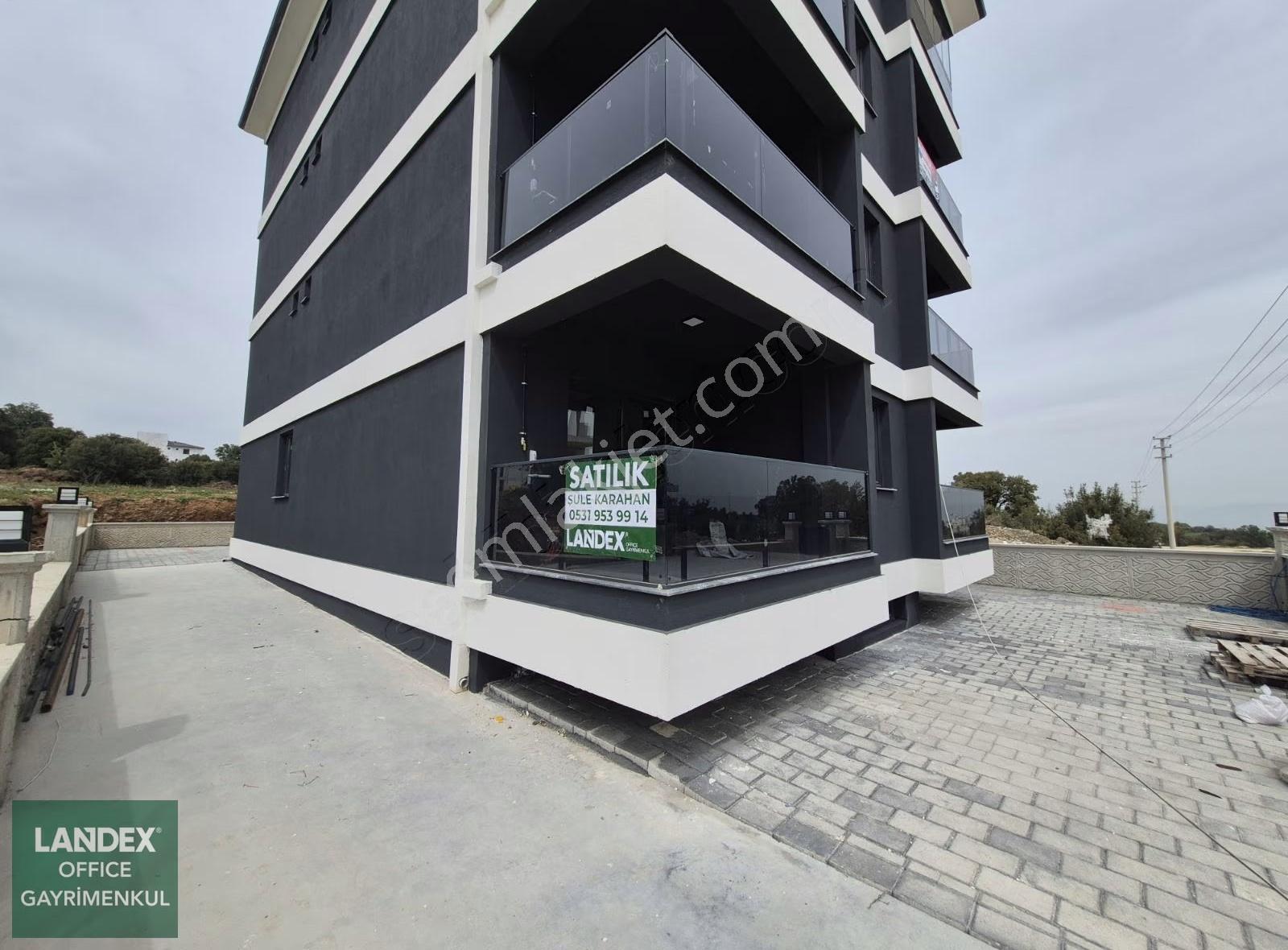 Çakmakta Sıfır 2+1 Otoparklı Ada Mutfaklı Satılık Suit Daire - Görsel 3