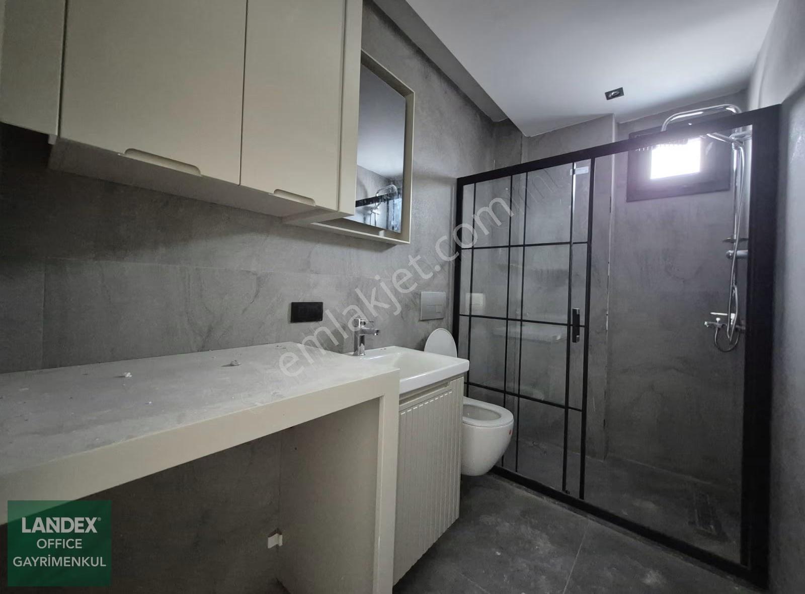 Çakmakta Sıfır 2+1 Otoparklı Ada Mutfaklı Satılık Suit Daire - Görsel 15