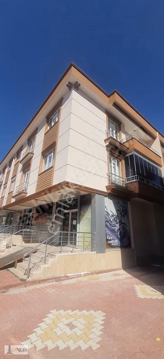 Onur Emlak Mehmet Akif Mah.3+1 Bakımlı Geniş Satılık Daire - Görsel 22