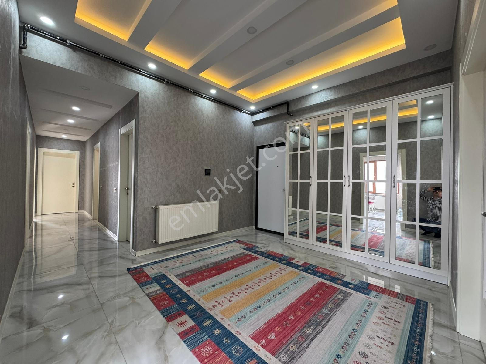 Mhr Grouptan Diyarbakır Yoluna Yakın Yerde Satılık 5 Odalı Daire - Görsel 8