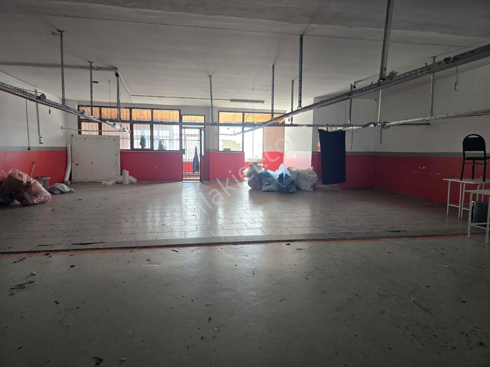 Toyap İnşaattan Eski Edirne Asfaltına Cephe Kiralık 550m2 Dükkan - Görsel 3