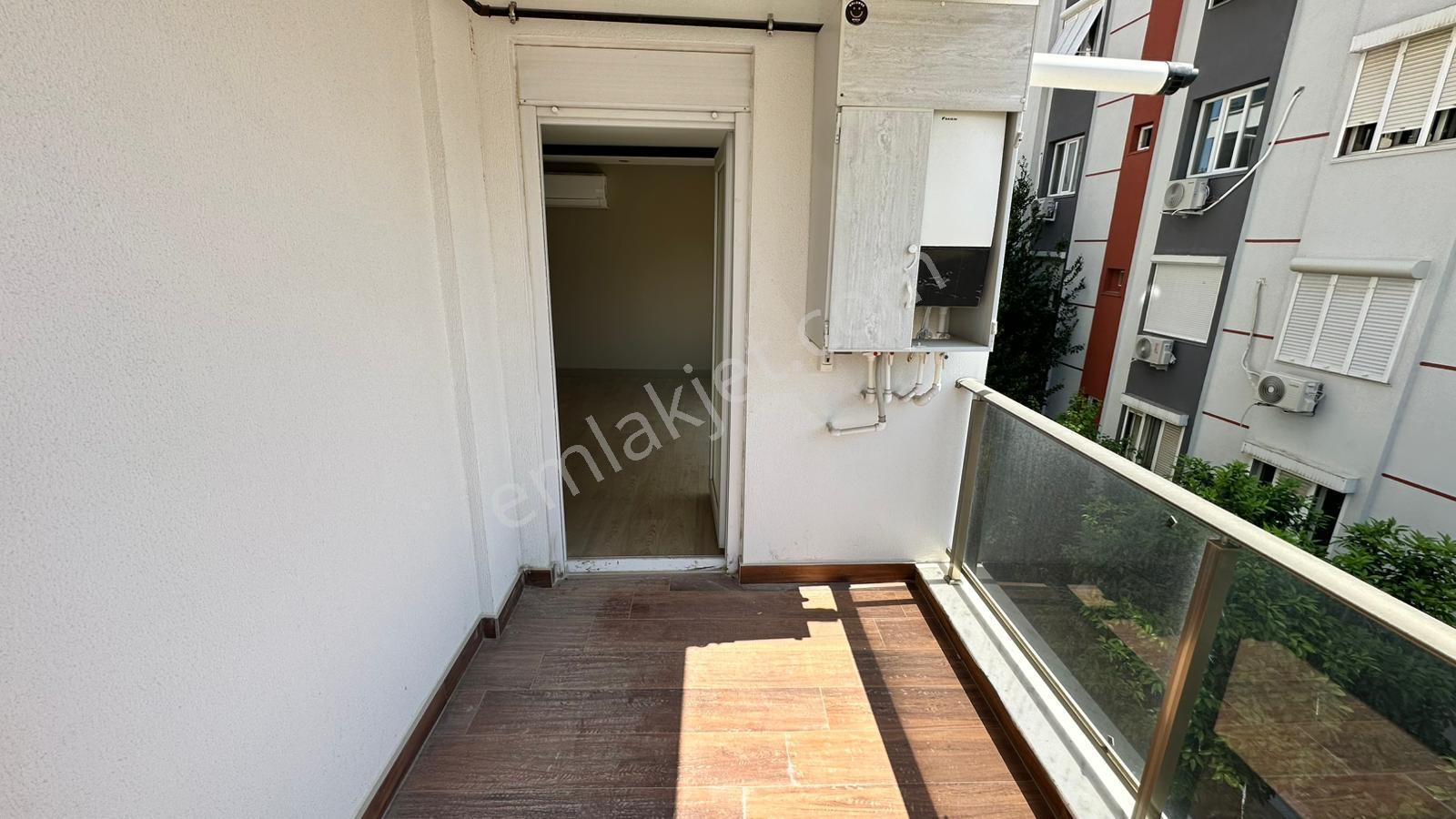 Konyaaltı Limanda Sıfır, Site İçinde Havuzlu, Yer Isıtmalı 2+1 - Görsel 18