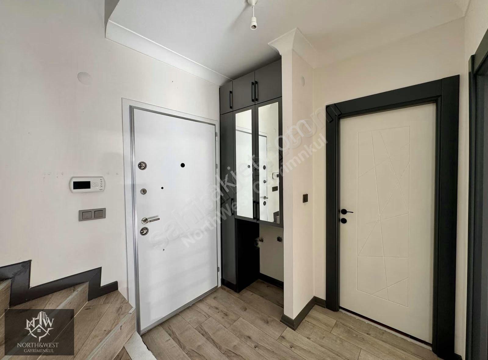North West'ten İncek'te Oturuma Hazır Kiralık 3+1 Dubleks Daire - Görsel 9