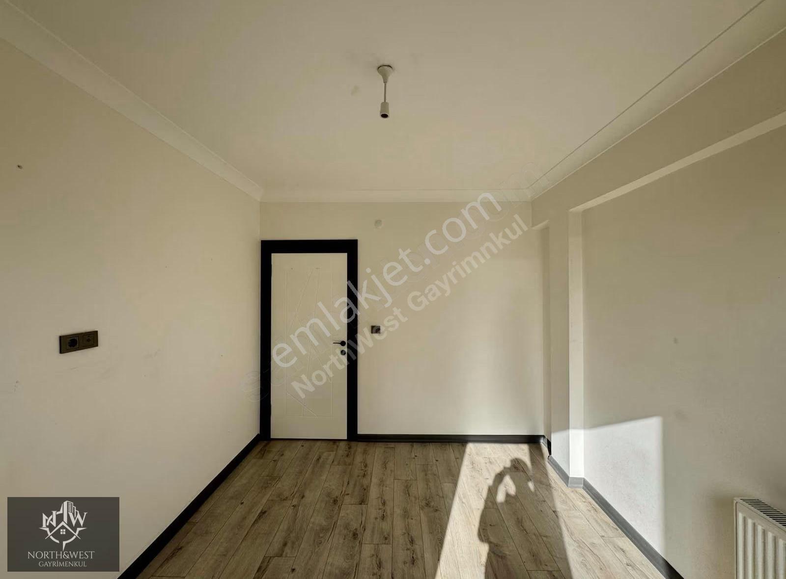 North West'ten İncek'te Oturuma Hazır Kiralık 3+1 Dubleks Daire - Görsel 17