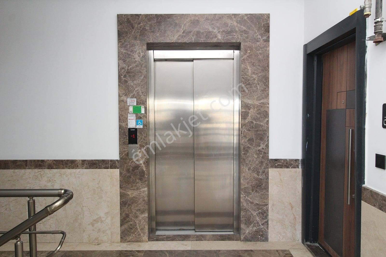 Cennet Yalova Sitesinde Doğa Manzaralı 1+1 Daire | Tekce - Görsel 15