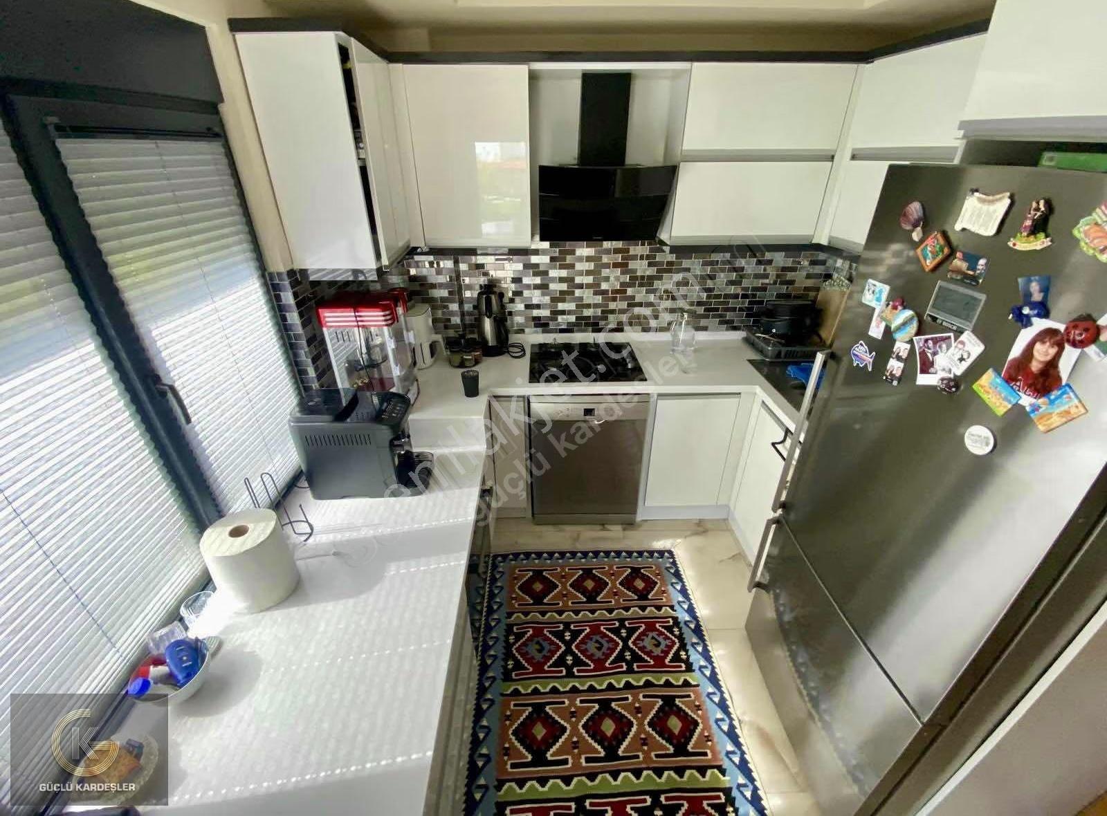 Güçlü Kardeşler 300m2 Arsa İçerisinde Müstakil Fırsat Villa - Görsel 16