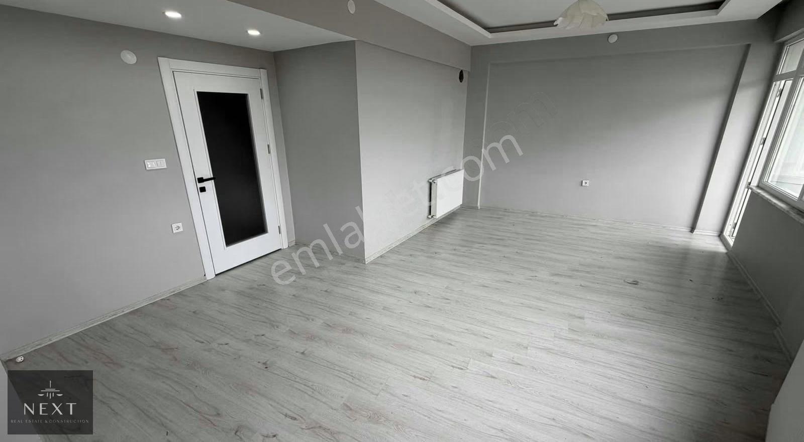 Millet Bahçesinin Yanında Merkezi Konumda Satılık 2+1 Daire