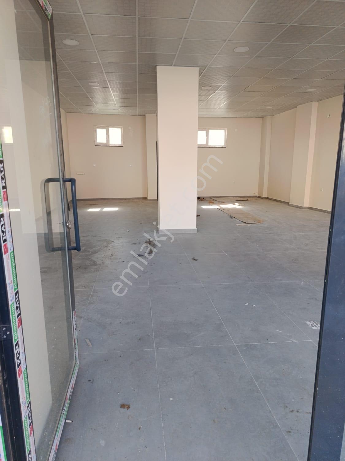 A.y.s. Gayrimenkul Dan Kiralık 100 M2 Dükkan - Görsel 6