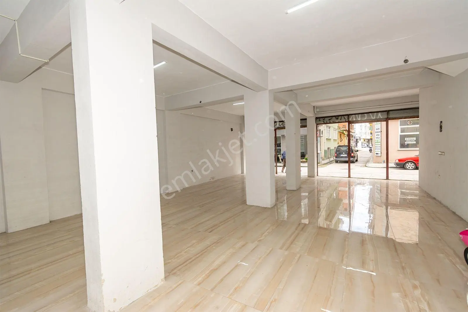 Ordu Şarkiye Mah 120 M² Geniş Kullanımlı Kiralık Dükkan - Görsel 5