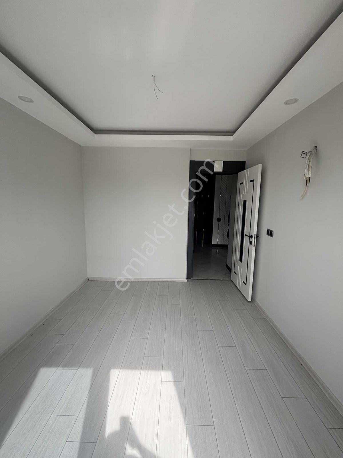 Kozan Yolu Bulvar Üzeri Lüx İşçilikli Site İçerisinde 2+1 Kaçmaz - Görsel 27
