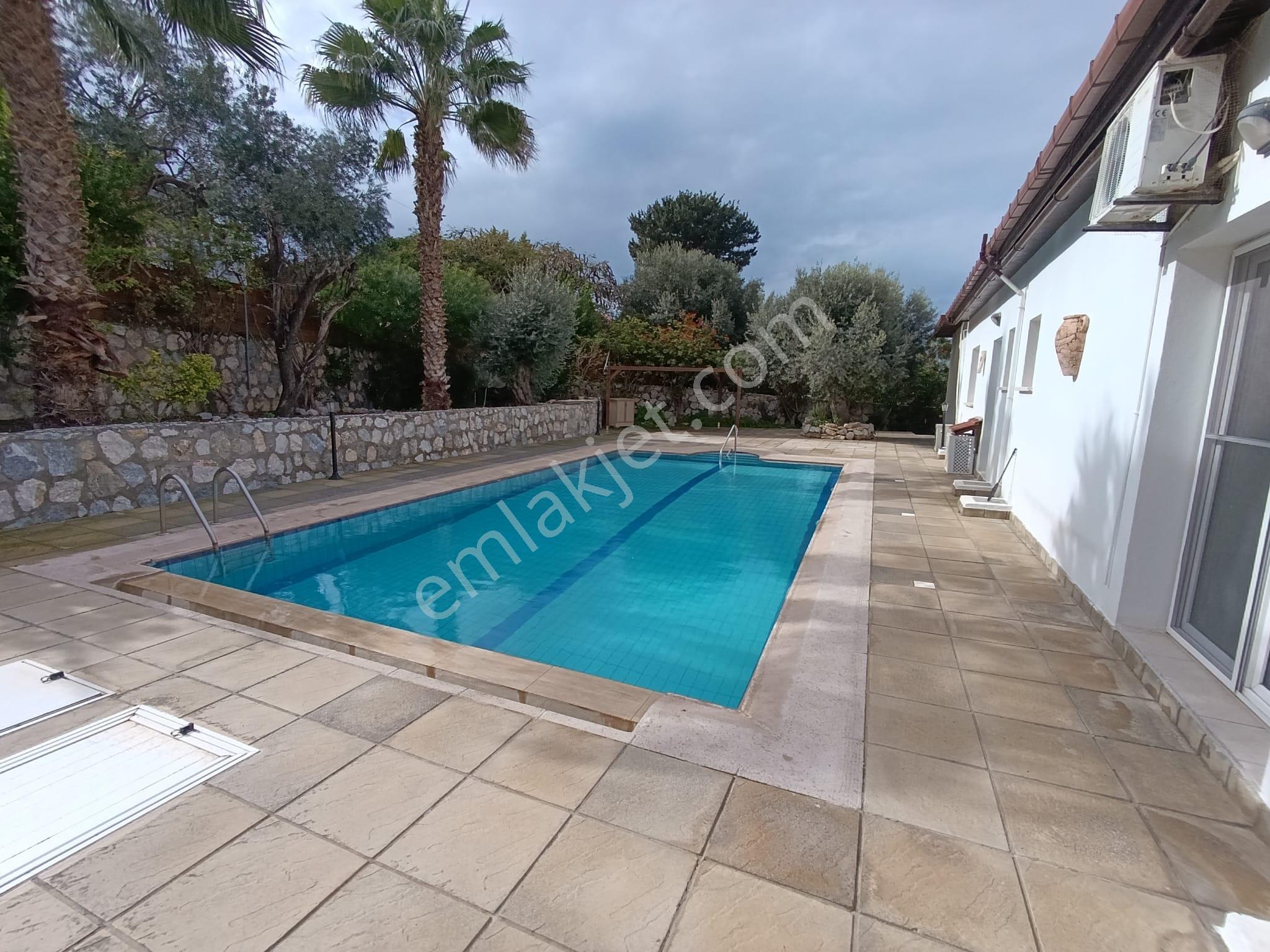 Satılık – Lüks Müstakil Villa | Karşıyaka, Girne, Kuzey Kıbrıs - Görsel 25
