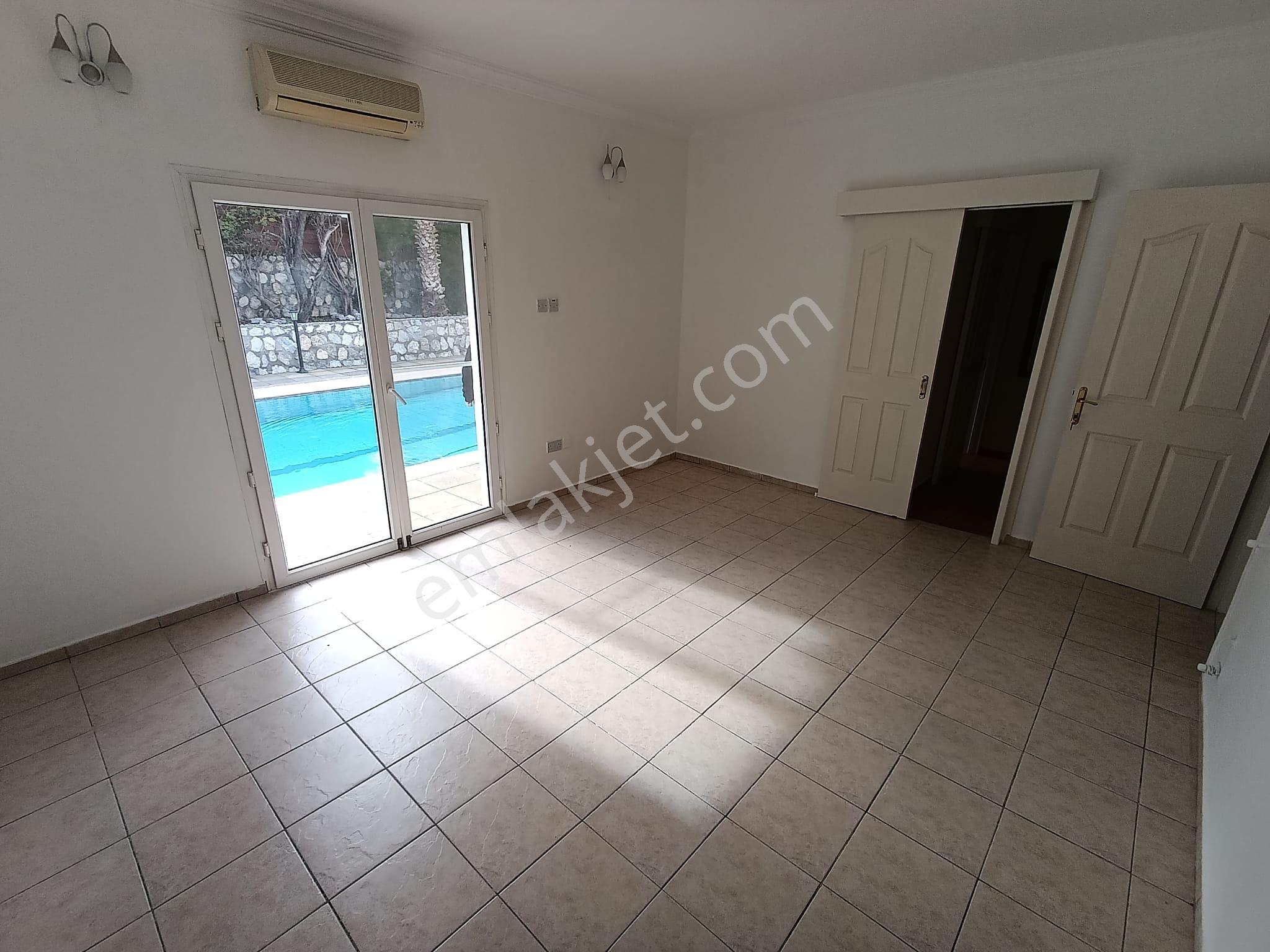 Satılık – Lüks Müstakil Villa | Karşıyaka, Girne, Kuzey Kıbrıs - Görsel 10