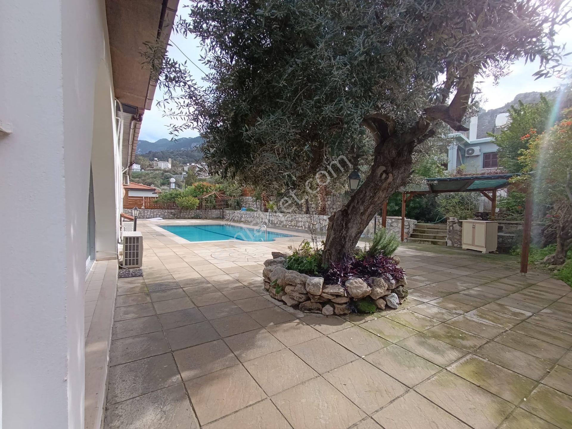 Satılık – Lüks Müstakil Villa | Karşıyaka, Girne, Kuzey Kıbrıs - Görsel 37