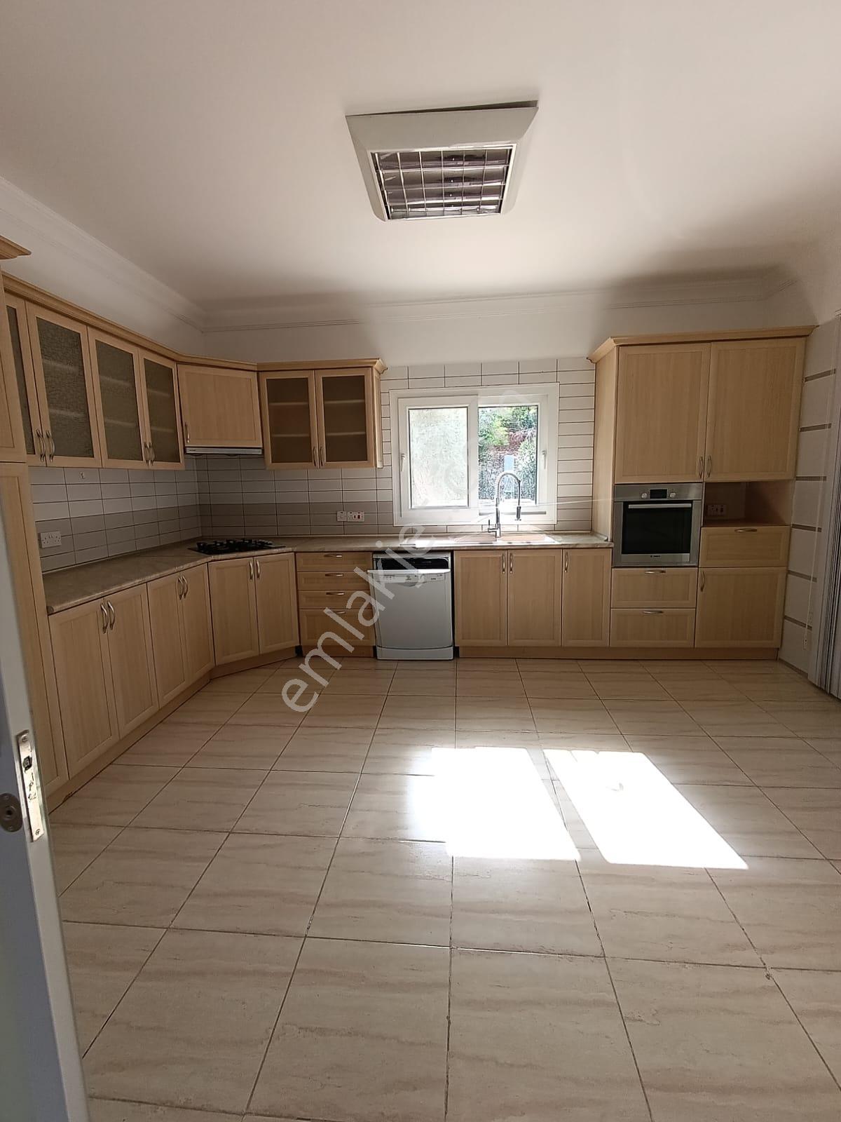 Satılık – Lüks Müstakil Villa | Karşıyaka, Girne, Kuzey Kıbrıs - Görsel 20