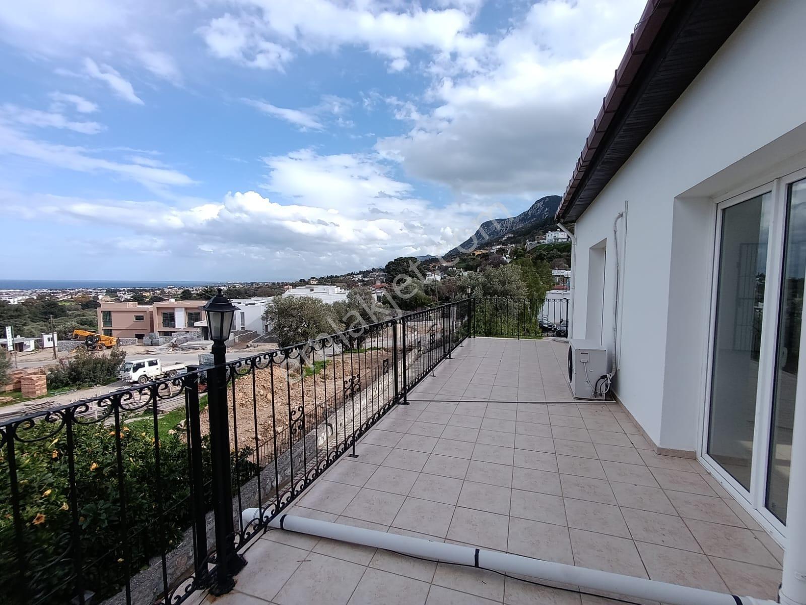 Satılık – Lüks Müstakil Villa | Karşıyaka, Girne, Kuzey Kıbrıs - Görsel 35