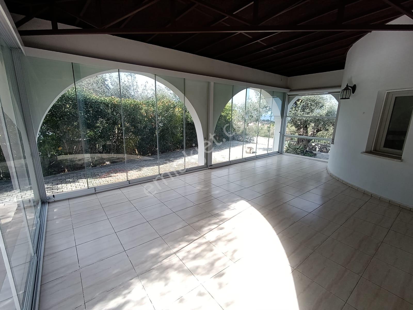 Satılık – Lüks Müstakil Villa | Karşıyaka, Girne, Kuzey Kıbrıs - Görsel 19